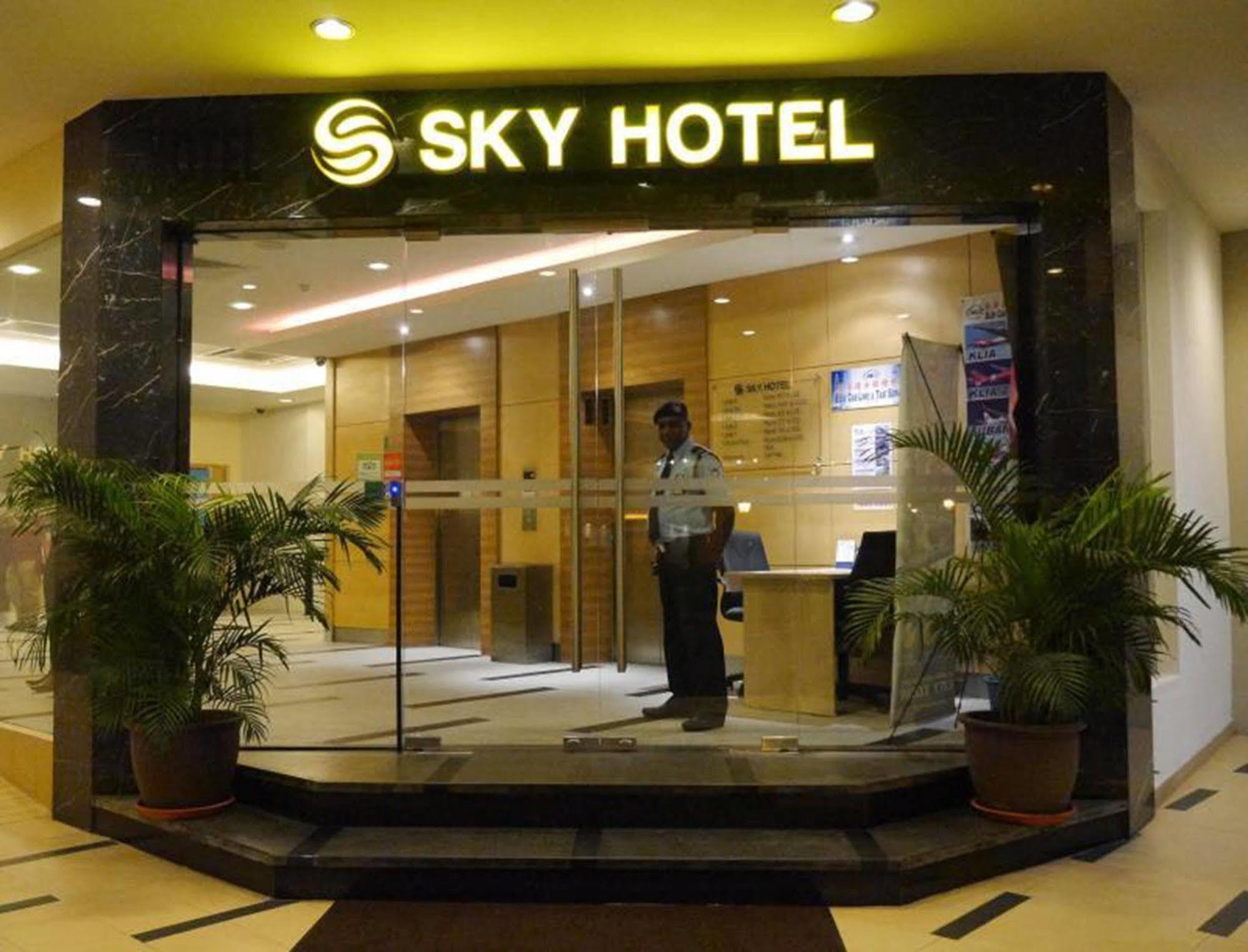 Sky Hotel Куала-Лумпур Экстерьер фото